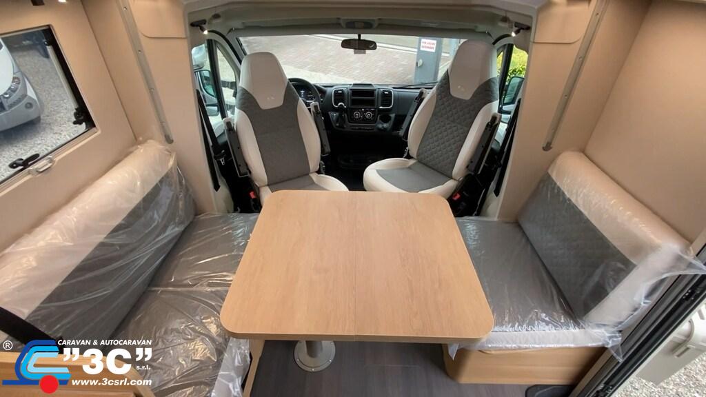ADRIA Matrix 650 DL 60Y auto – foto 12