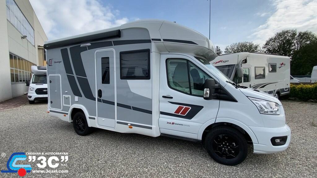 CHALLENGER 250 Graphite Edition auto – foto 1