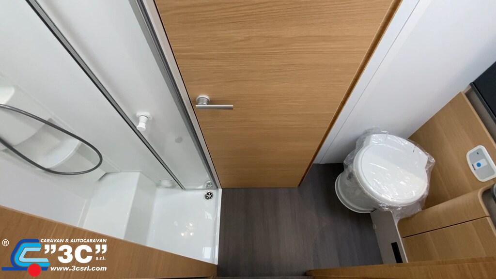 ADRIA Matrix 650 DL 60Y auto – foto 25
