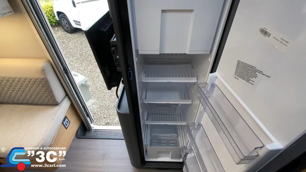 ADRIA Matrix 650 DL Axess – foto 26