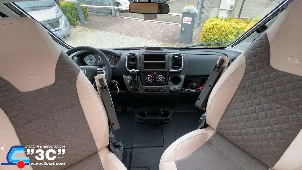 ADRIA Matrix 650 DL 60Y auto – foto 14