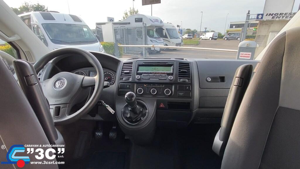 VOLKSWAGEN California Multivan – foto 12