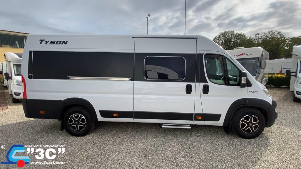 Tyson Van 01 – foto 11