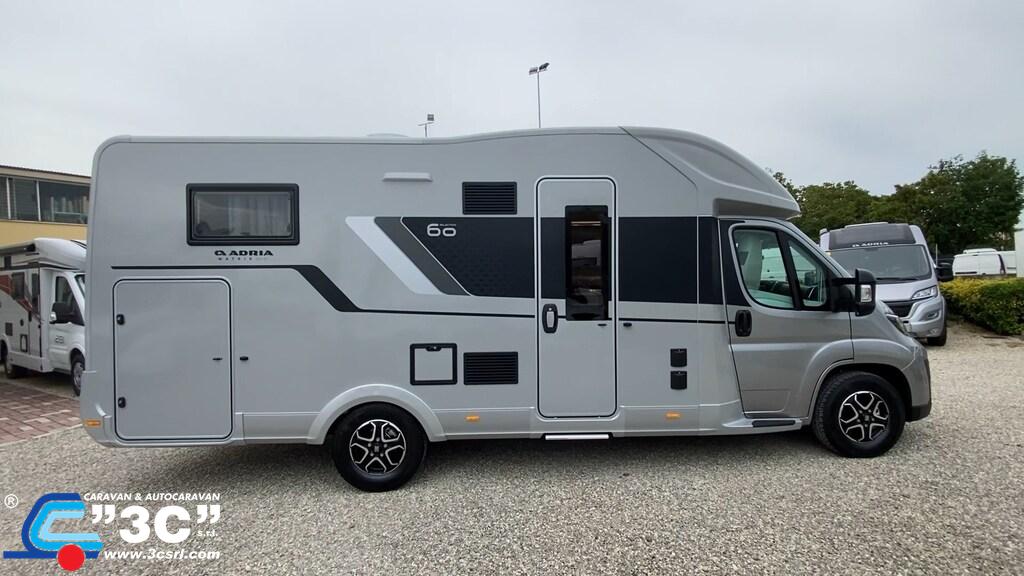 ADRIA Matrix 650 DL 60Y auto – foto 10